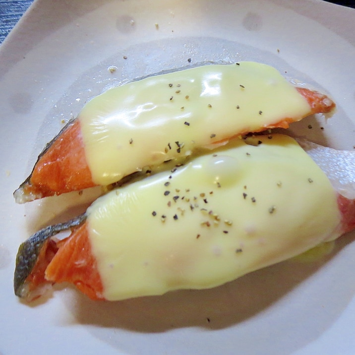 レンジで簡単鮭のチーズ焼き レシピ 作り方 By Libre 楽天レシピ